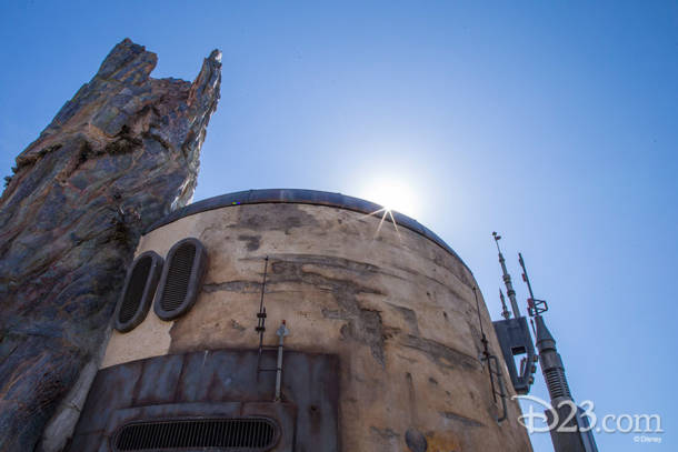 , What You Need to Know BEFORE Visiting Star Wars: Galaxy&#8217;s Edge at Disneyland