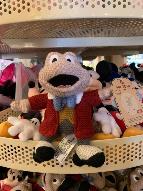 , Disneyland Merchandise Update: Don’t Spoil the Shirt-Game
