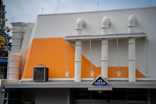 Magic Kingdom Construction, Dateline Disney World – Magic Kingdom a Necessary Mess