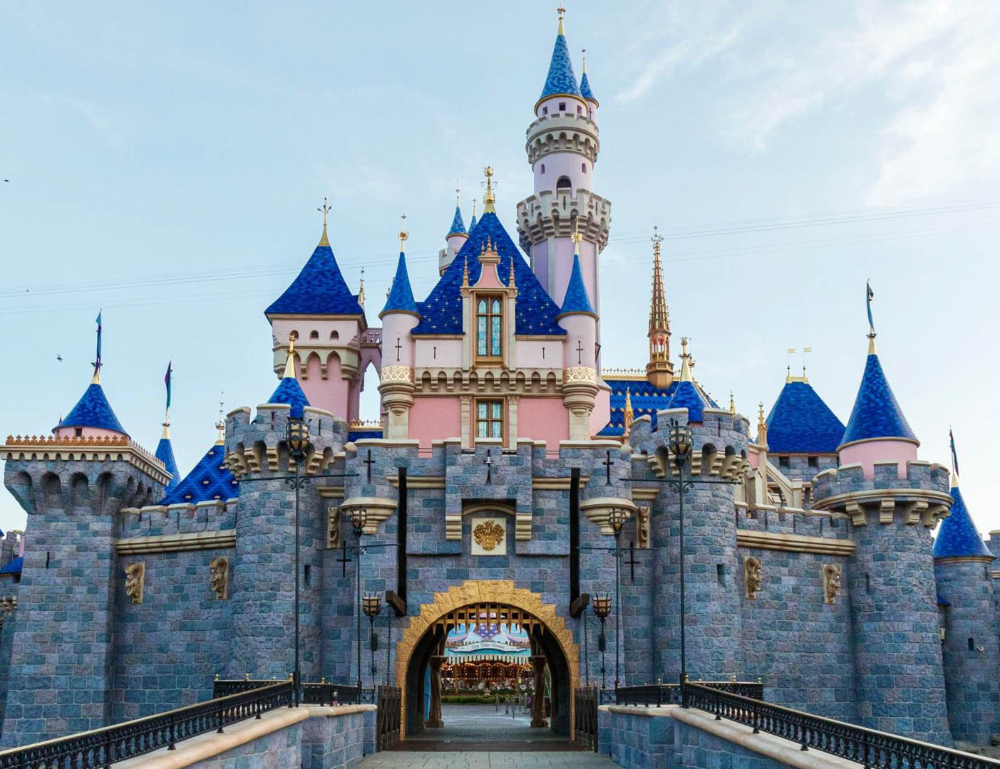 , New Blue For You &#8211; Magic Kingdom Castle Makeover in Detail