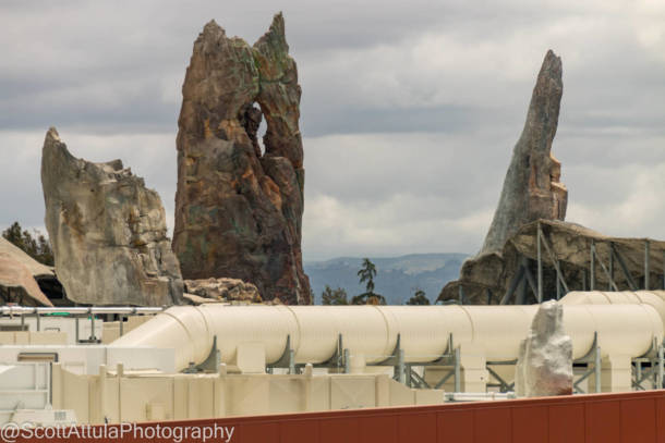 , Disneyland Update – Beauty Awakens, Ears End & Honeyboo You