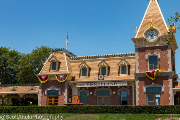 , Disneyland Update &#8211; Beauty Awakens, Ears End &#038; Honeyboo You