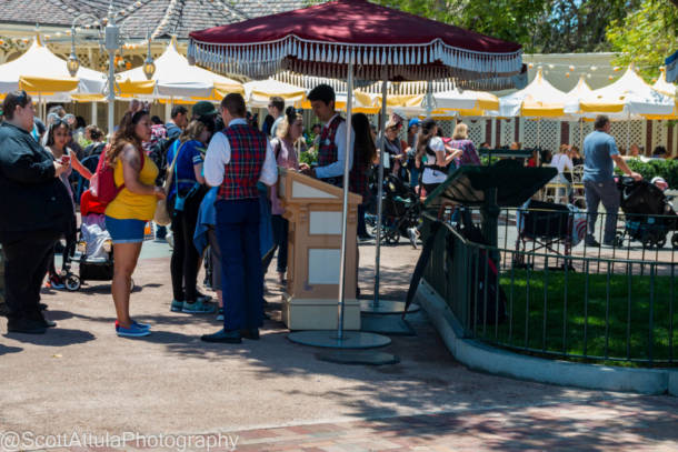 , Disneyland Update &#8211; Beauty Awakens, Ears End &#038; Honeyboo You