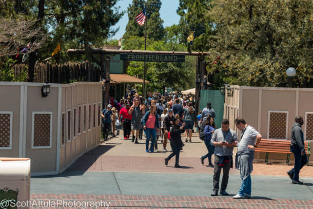 , Disneyland Update – Beauty Awakens, Ears End & Honeyboo You