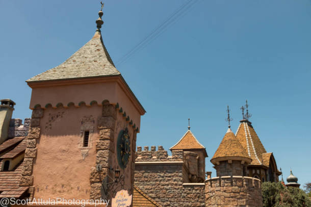 , Disneyland Update – Beauty Awakens, Ears End & Honeyboo You