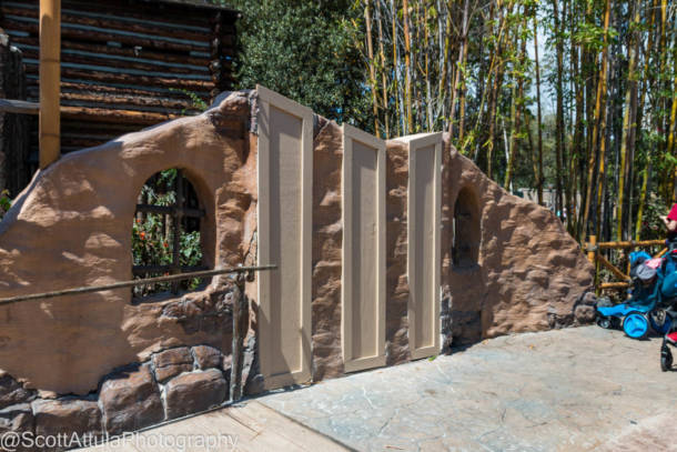 , Disneyland Update – Beauty Awakens, Ears End & Honeyboo You