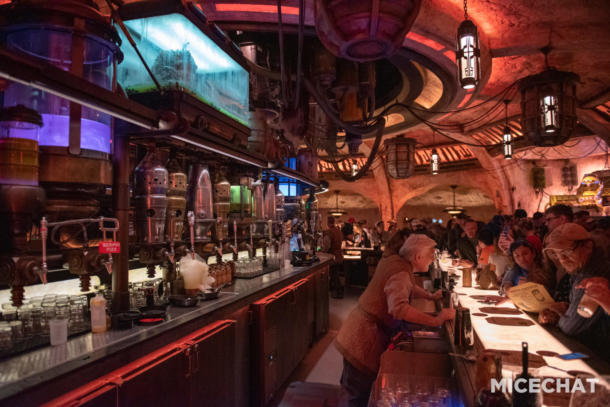 Oga's Cantina, NOW WITHOUT RESERVATIONS – Oga’s Cantina Delivers the “Star Wars” to Galaxy’s Edge