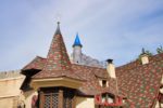 Peter-Pan-Queue-Expansion-Christmas-Shop-roof