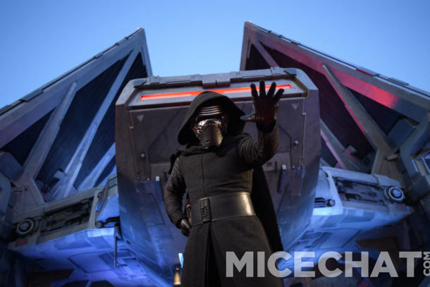 , What You Need to Know BEFORE Visiting Star Wars: Galaxy&#8217;s Edge at Disneyland