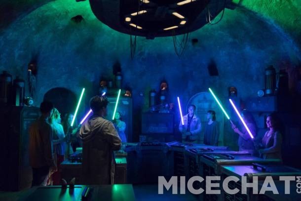 , The Shop Side: Your Guide to Star Wars: Galaxy&#8217;s Edge Restaurants and Shops