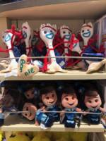 Toy-story-4-merchandise-Forky-Giggle-McDimples-plush