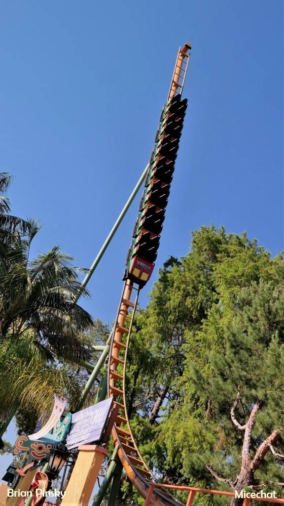 , Knott’s Berry Farm Update: Red, White & Boysenberry