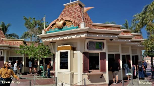 , Surprise Disneyland Resort Update: New Attractions &#038; No Crowds