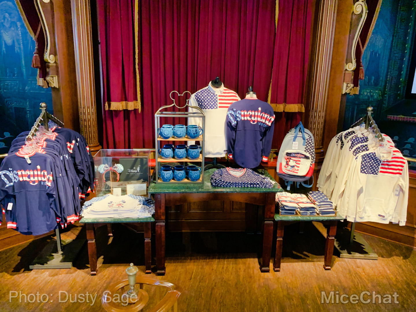 , Disneyland Update – Red, White and Boooooo