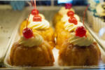 Disneyland-Treats-Pineapple-bundt-cake-MiceChat