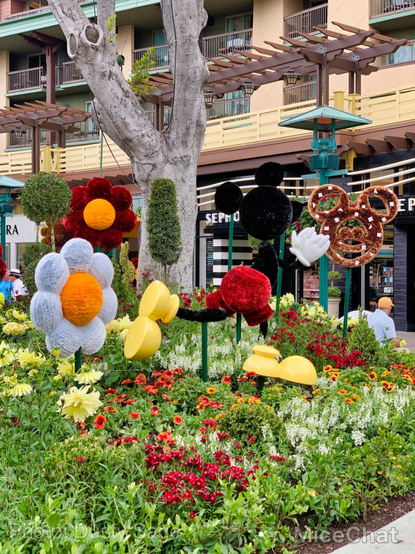 , Disneyland Update – Red, White and Boooooo