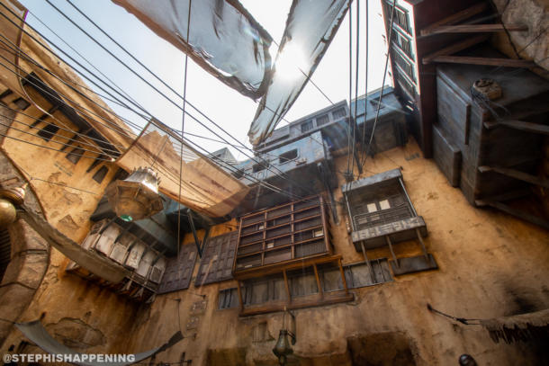 , Postcards from Batuu – A Scenic Daytime Look Around Galaxy’s Edge