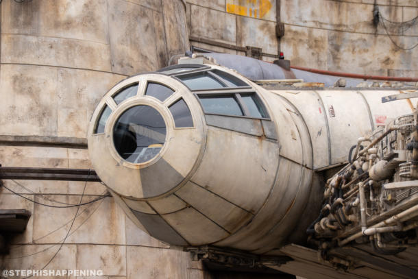 , Postcards from Batuu – A Scenic Daytime Look Around Galaxy’s Edge
