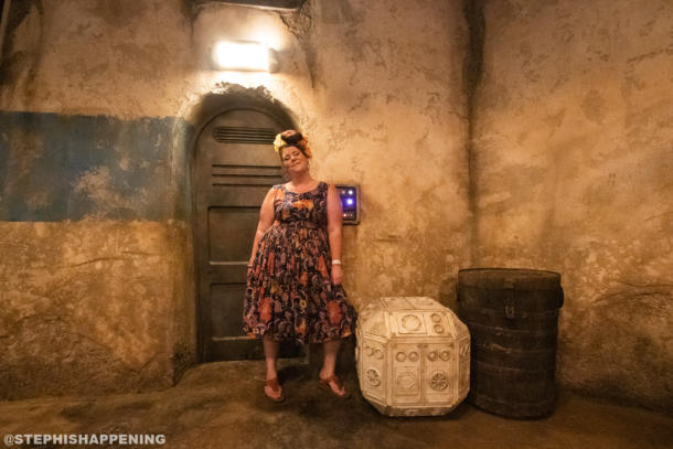 , Postcards From Batuu: A Nightime Stroll Through Galaxy’s Edge at Disneyland