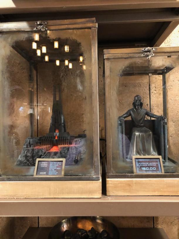Dok-Ondar&rsquo;s Den of Antiquities, Relive Star Wars’ Past at Dok-Ondar&rsquo;s Den of Antiquities