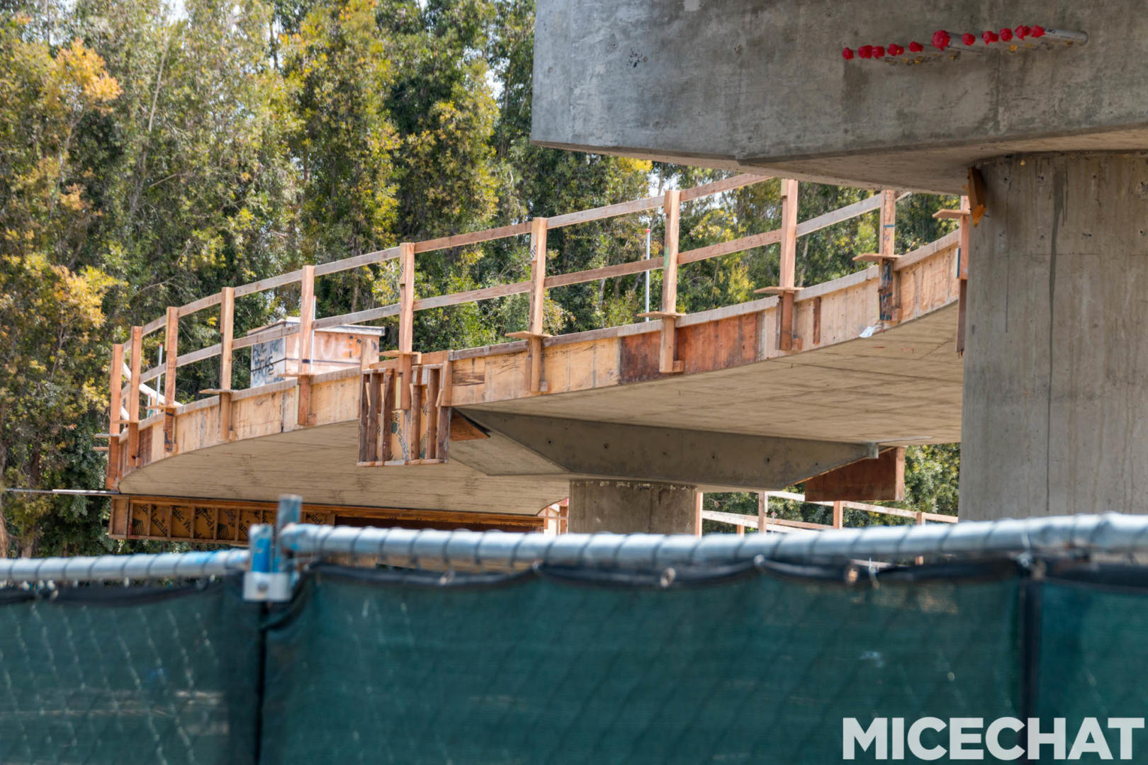 , Disneyland Update – Red, White and Boooooo