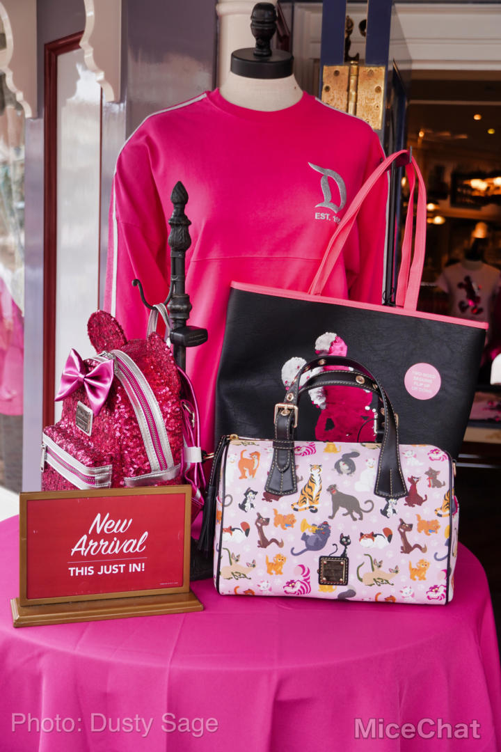 , Disneyland Update – Red, White and Boooooo