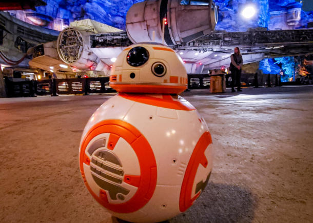 Custom built droid at Galaxy's Edge