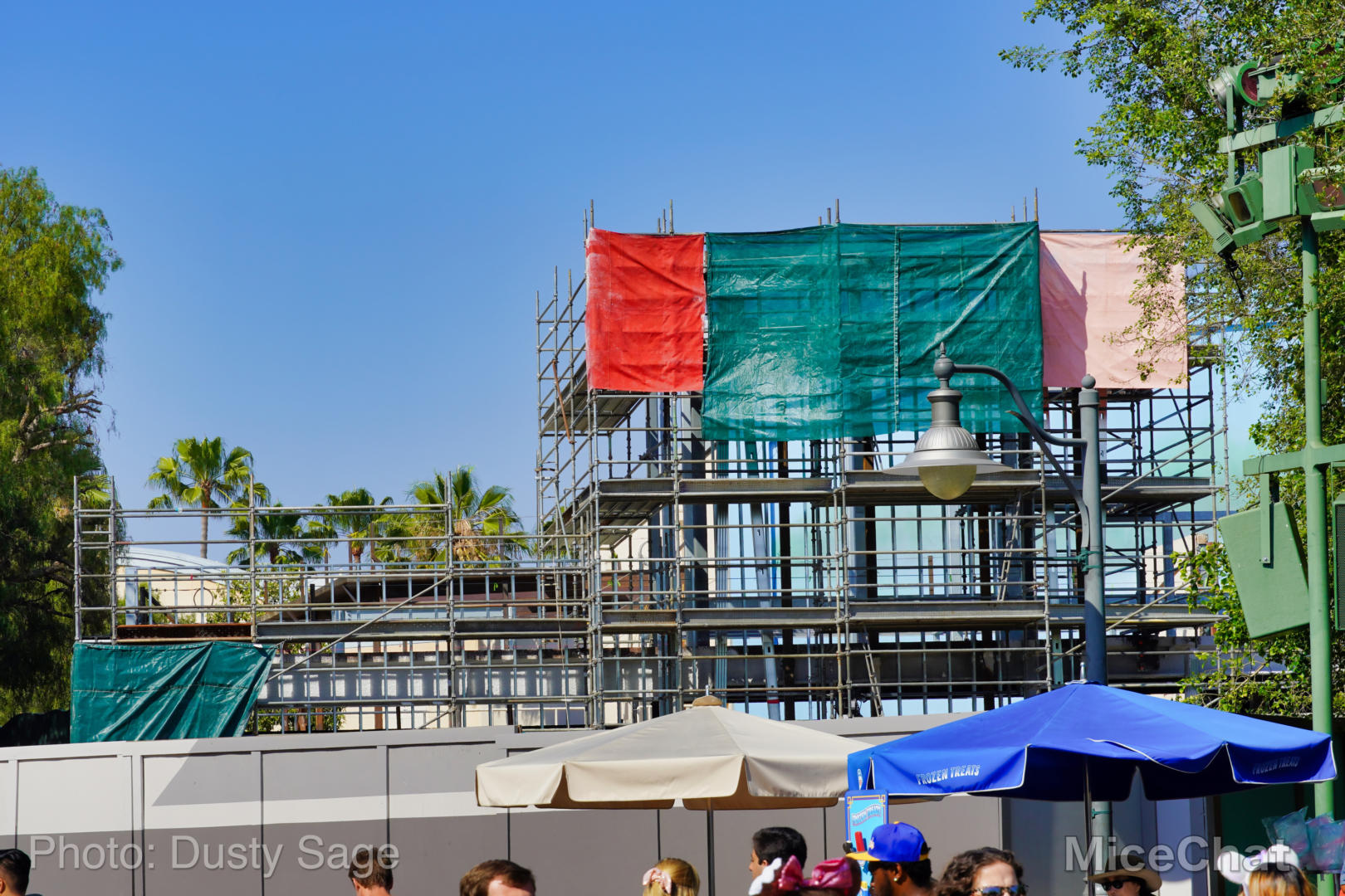 , Disneyland Update &#8211; Red, White and Boooooo