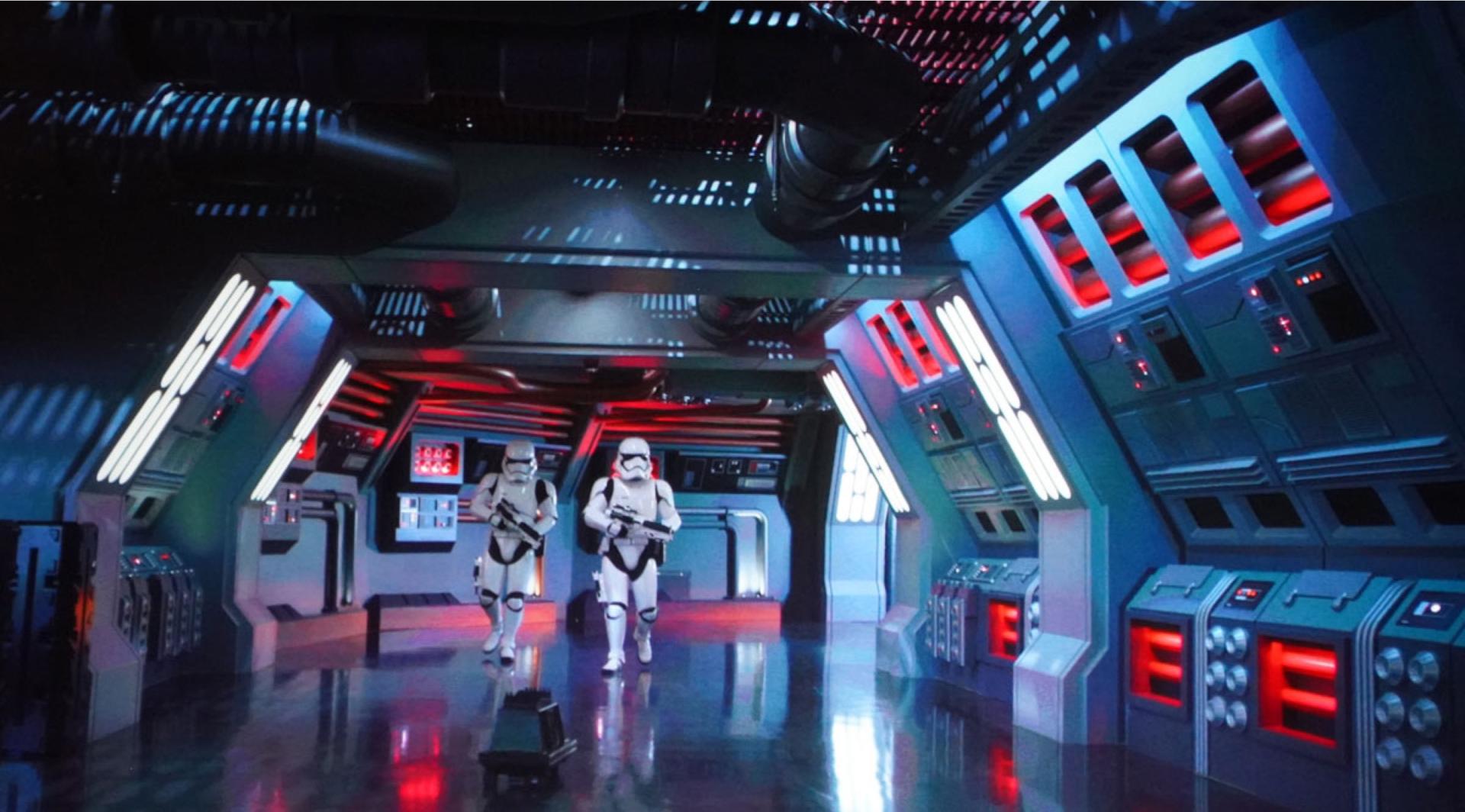 , Disneyland Rumors: Galaxy’s Edge Phase 2 Passholder Event?