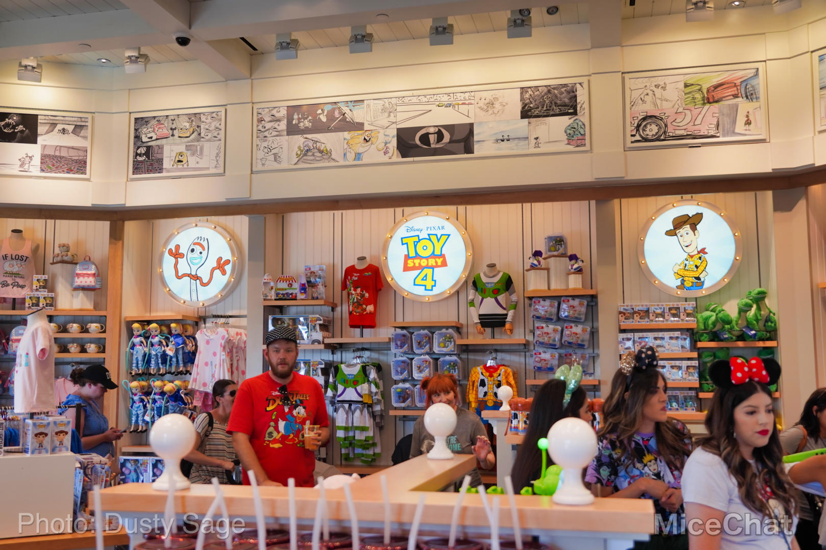 , Disneyland Update – Red, White and Boooooo