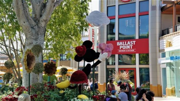 , Disneyland Resort Update: The California Shake, Shake, Shake