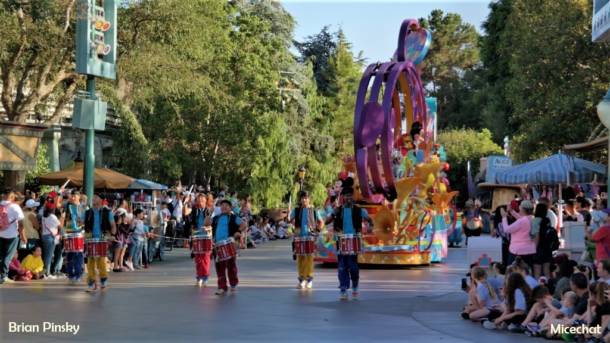, Disneyland Update: 64 with More and More