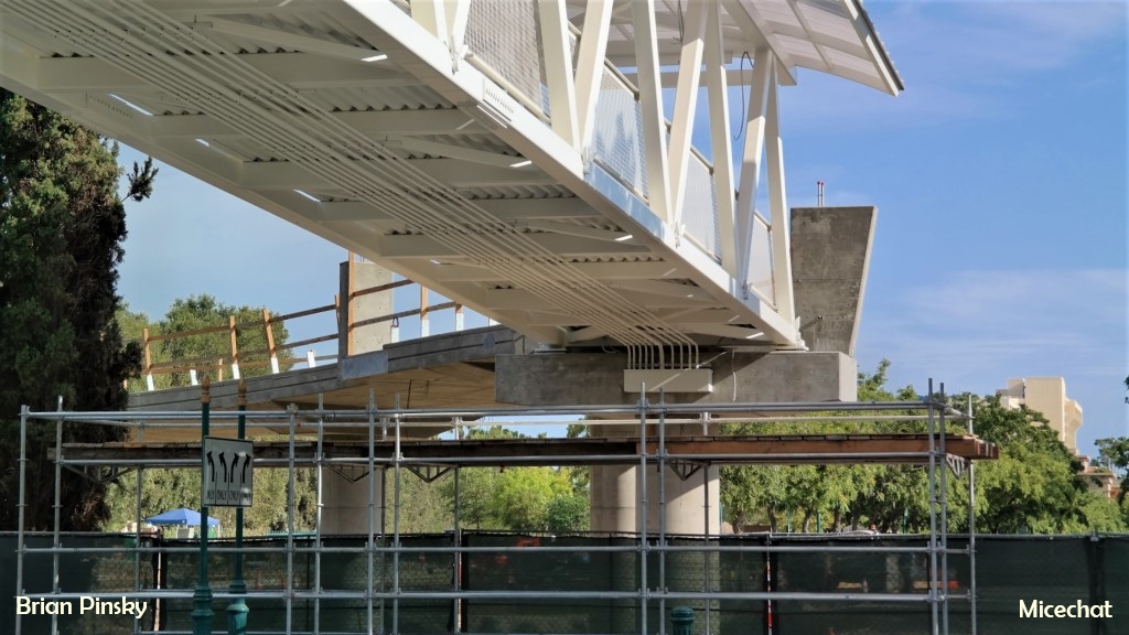 , Disneyland Update – Some Things Hot and Some Things Not