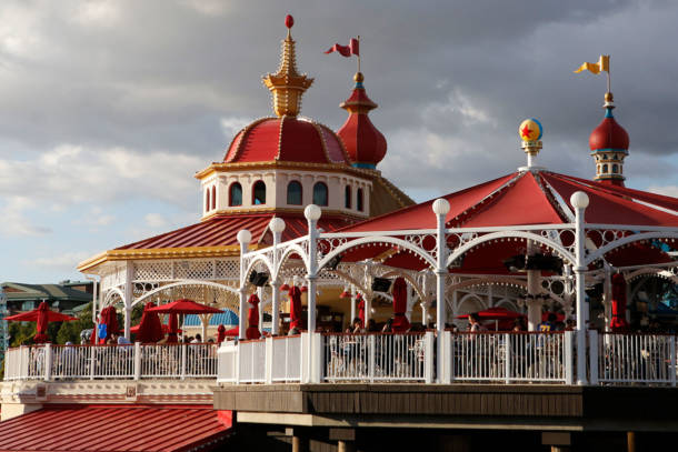 Disneyland Bars, Boozyland: The Best Bars of the Disneyland Resort
