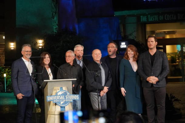 , Jurassic World The Ride a Splashing Success