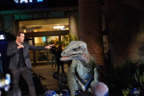 , Jurassic World The Ride a Splashing Success