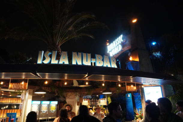 , Jurassic World The Ride a Splashing Success