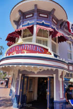 Disneyland-heat-Clothiers