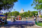 Disneyland-heat-Crowds-Hub