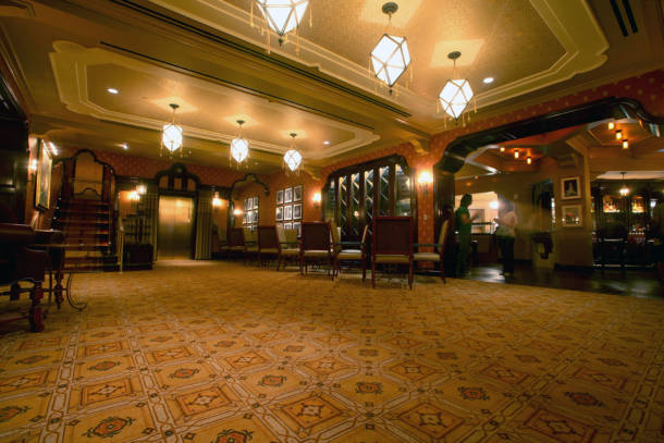 Disneyland Bars, Boozyland: The Best Bars of the Disneyland Resort