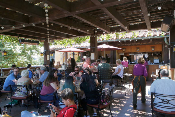 Disneyland Bars, Boozyland: The Best Bars of the Disneyland Resort