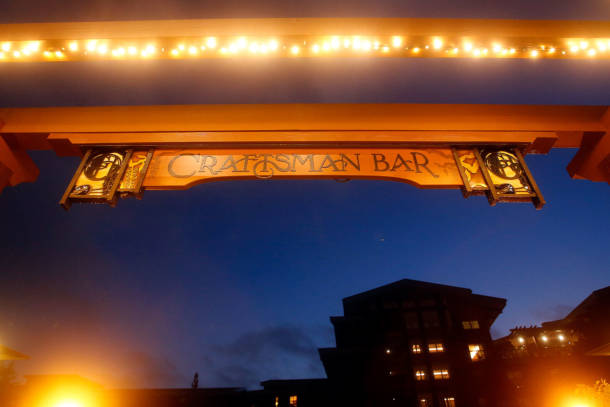 Disneyland Bars, Boozyland: The Best Bars of the Disneyland Resort