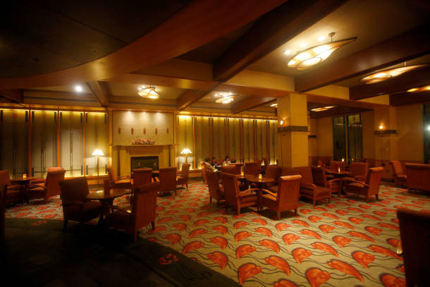 Disneyland Bars, Boozyland: The Best Bars of the Disneyland Resort