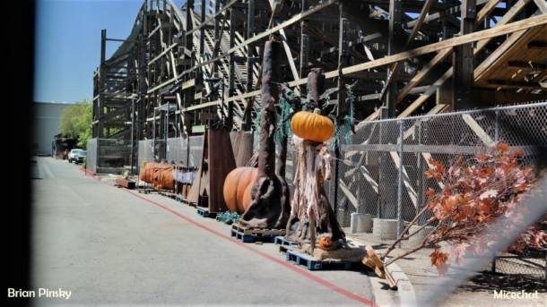, Knott’s Berry Farm Update: From Berries to Scary