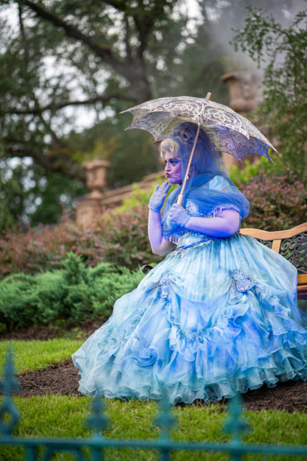 , Dateline Disney World: Sighting of the New Ghost Bride and Other Not-So-Scary Updates