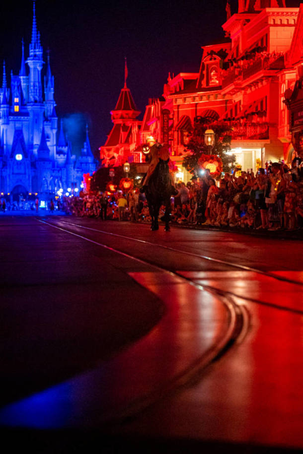 , Dateline Disney World: Sighting of the New Ghost Bride and Other Not-So-Scary Updates