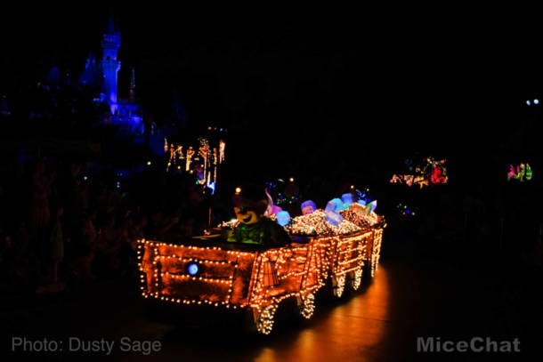 , Disneyland Resort Update: New Boo & Electric Too