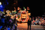 Disneyland-Electrical-Parade-Train-Disneyland-Presents