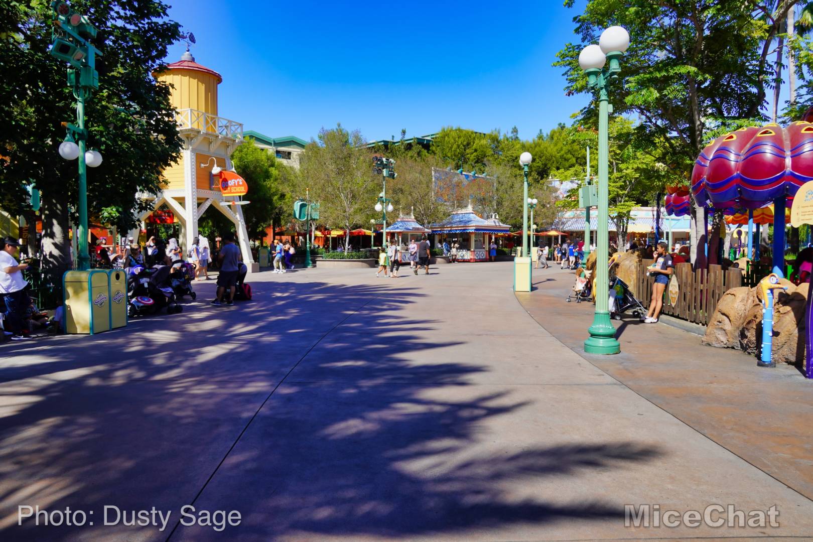 , Disneyland Update: Entertainment Trick &#038; Halloween Treat