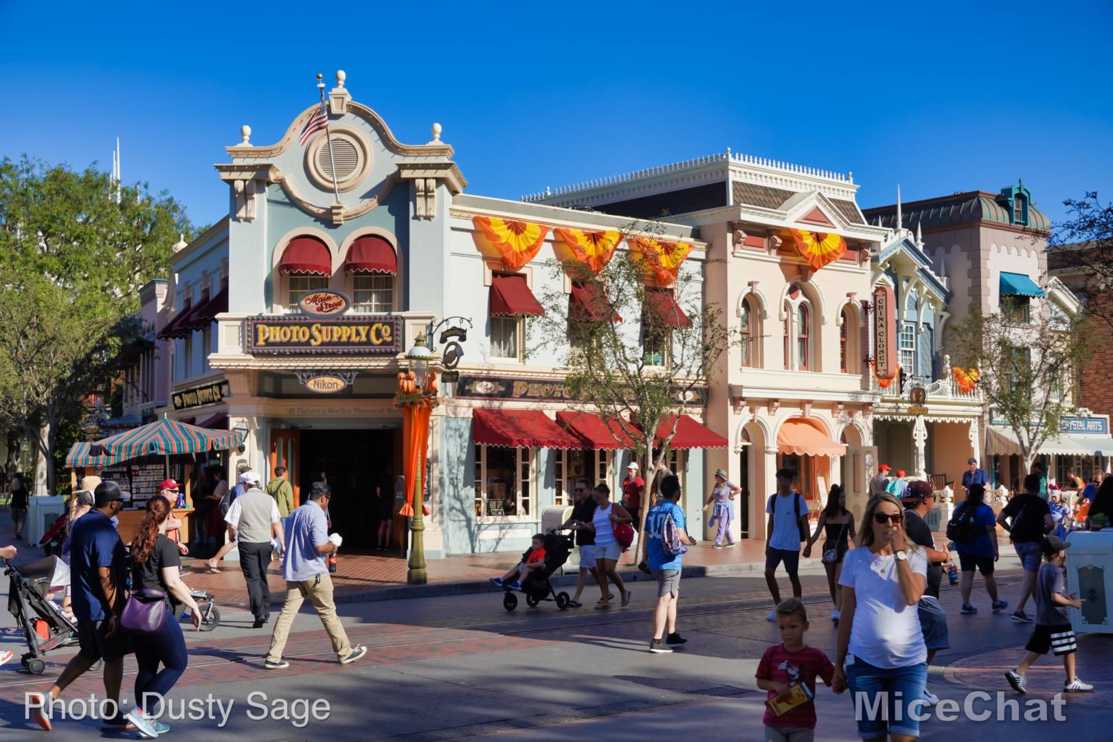 , Disneyland Update: Entertainment Trick &#038; Halloween Treat